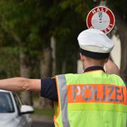 Die Donauwörther Polizei wurde auf den zu lauten Motor aufmerksam.
