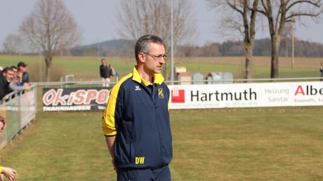 Ustersbachs Trainer Werner Dischler war auch jahrelang für den TSV Walkertshofen als gefürchteter Stürmer am Ball. Bei einem Sieg könnten die Gelb-Blauen nun am Staudenclub vorbeiziehen.
