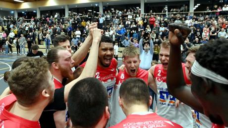 Die Basketballer der BG Leitershofen/Stadtbergen hatten auch nach dem ersten Play Off-Finale Grund zum Jubeln.