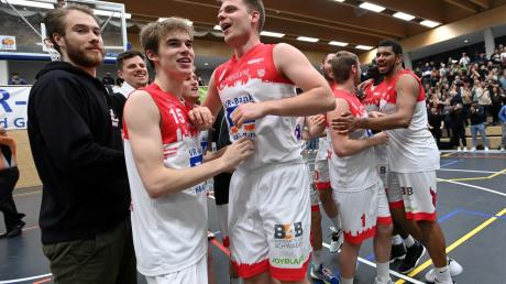 Die Basketballer der BG Leitershofen/Stadtbergen konnten einen 66:64-Sieg im ersten Play Off-Finale beim MTSV Schwabing bejubeln.
