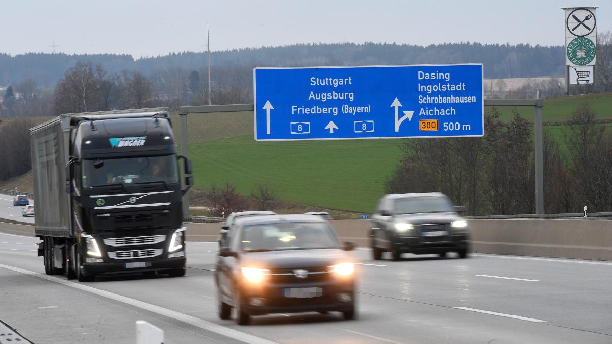 #Aichach-Friedberg: Achtung Autofahrer: Vier Auf- und Abfahrten der A8 sind im Mai gesperrt
