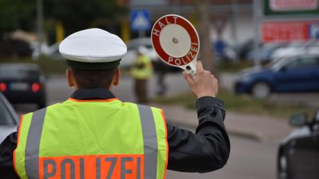 Die Polizei hat in Mertingen einen Autofahrer erwischt, der unter Drogeneinfluss stand.