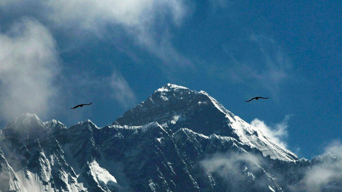 #Bergsteigen: Rekord: Sherpa bezwingt Mount Everest zum 26. Mal