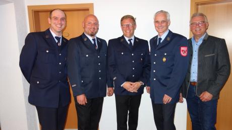 Stefan Vogt (Kassierer und Schriftführer), Daniel Ulzhöfer (Zweiter Vorsitzender ) und Matthias Becker (Vorsitzender) leiten künftig die Geschicke der Feuerwehr Konradshofen. 