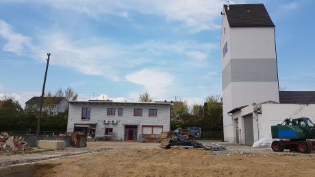 Schon bald könnten auf dem Areal an der Eurasburger Hauptstraße 24 Wohneinheiten gebaut werden. Der Gemeinderat hat den Bebauungsplan abschließend behandelt.