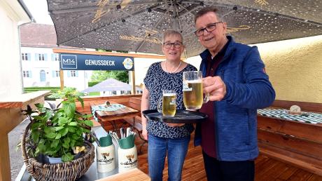 Erhard und Maria Schwarz haben vor einem Jahr die Genussmanufaktur M14 in Zusmarshausen gestartet. Am Sonntag eröffnen sie ihren neuen Biergarten. 
