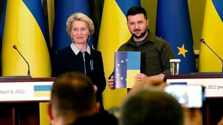 Er will sein Land in die EU führen: Der ukrainische Präsident Wolodymyr Selenskyj mit EU-Kommissionschefin Ursula von der Leyen. 