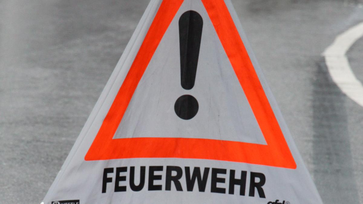 #Leipheim: Zwei Verletzte nach Unfall durch Aquaplaning auf der A8 bei Leipheim