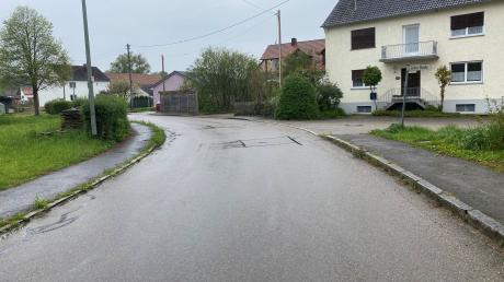Die Zeller Straße in Oberbaar: Die Gemeinde plant nun den zweiten Abschnitt der Kanalsanierung.