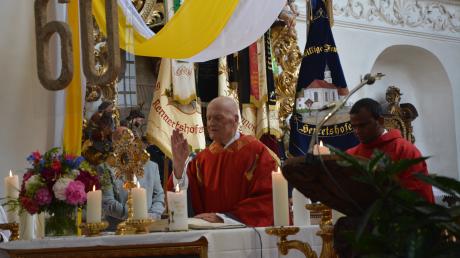 Sein 60-jähriges Priesterjubiläum feierte Edmund Heckel nun in der Wallfahrtskirche Maria Himmelfahrt.