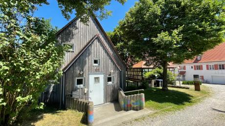 Der kleine Kindergarten im Neu-Ulmer Stadtteil Holzschwang kann nun wohl doch wie bisher weiter betrieben werden.