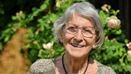 Die geschätzte Gersthofer Künstlerin Gertrud Öttl feierte ihren 90. Geburtstag.