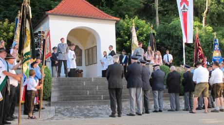 Sein hundertjähriges Bestehen feierte der Krieger- und Soldatenverein Obergriesbach mit einem dreitägigen Fest. Am Kriegerdenkmal in Obergriesbach fand eine Gedenkfeier statt.