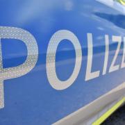 Auf der Straße zwischen Mertingen und Oberndorf hat sich ein Unfall ereignet. Die Polizei ermittelt gegen einen 54-Jährigen, der offenbar unter Alkoholeinfluss stand.