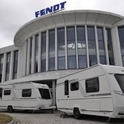Mitarbeiter haben die Firma Fendt-Caravan betrogen. Zwei Beschuldigte verurteilte nun das Amtsgericht.