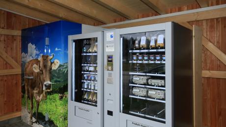 In Mering plünderten drei Jugendliche einen Lebensmittel-Automaten. 