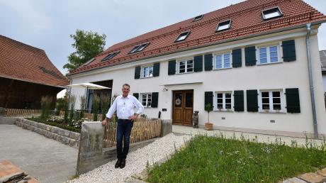 Unternehmer Joachim Lang und seine Frau fühlen sich in ihrem neuen Zuhause in Unteregg sehr wohl. Sie mögen das Leben auf dem Land.  