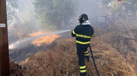 Auf der italienischen Insel Elba ist ein Waldbrand ausgebrochen.