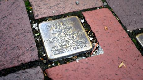 Ein Stolperstein erinnert in Meitingen bereits an den von den Nazis ermordeten Dr. Max Josef Metzger. Weitere Orte der Erinnerung sind geplant.