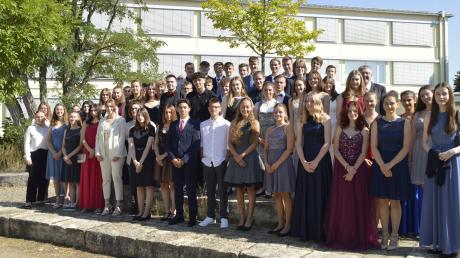 Die Absolventen der Realschule Burgau wurden verabschiedet. 