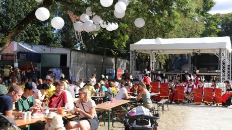 Beim Stereostrand-Festival 2022 gab es einen Biergarten auf dem San-Depot-Gelände. So etwas kann sich die SPD-Fraktion als Pop-up-Einrichtung schon in diesem Sommer vorstellen.