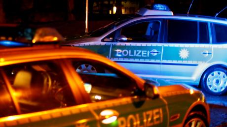 Einen volltrunkenen Autofahrer hat die Polizei am Mittwoch in Gessertshausen aus dem Verkehr gezogen. 