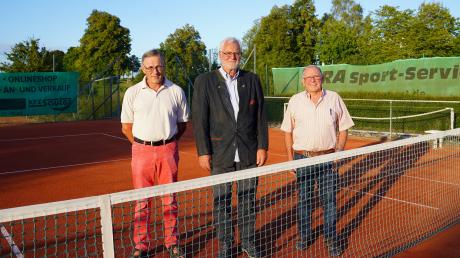 35 Jahre nach der Gründung hat der Tennisclub die Auflösung beschlossen. Als Liquidatoren wählten die Mitglieder (von links) Erwin Sauter, Ludwig Feldmeier und Johann Ortlieb.