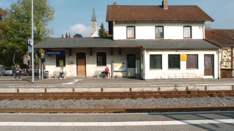Der Bahnhof Ichenhausen ist einer der Haltepunkte der Mittelschwabenbahn. Eine Taktverdichtung im Busverkehr würde sich auch positiv auf Zuganbindungen auswirken.