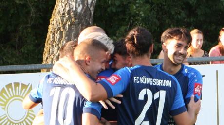 Können die Kicker des FC Königsbrunn auch am Wochenende wieder jubeln? Das Team muss bei der SpVgg Westheim antreten.