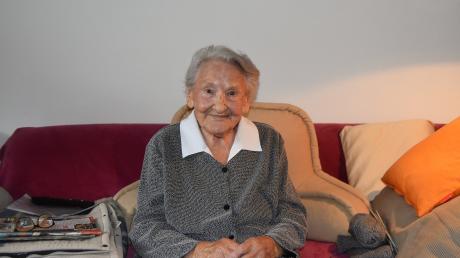 Cäcilie Fischer ist Roggenburgs älteste Einwohnerin. Am Samstag wird sie 100 Jahre alt.