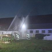 Auch kleinere Einheiten können leistungsfähig sein: die Feuerwehr Roth-Berg mit Teilen der Wehren aus Pfaffenhofen, Holzheim und Straß bei einer Übung.