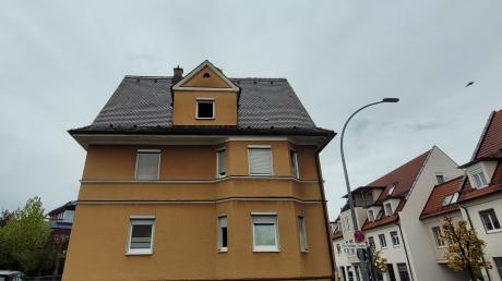 Noch immer ist das Haus in der Luitpoldstraße in Krumbach, das als Arbeiter- und Asylbewerberunterkunft genutzt wurde, nach einem Brand unbewohnbar.