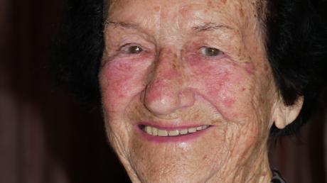 Hilde Stadler feiert am Dienstag, 8. November, in Holzheim ihren 100. Geburtstag.