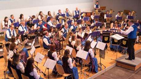Das Große Blasorchester Binswangen lädt in diesem Jahr bereits Mitte November zum traditionellen Jahreskonzert und verspricht ein abwechslungsreiches Programm.