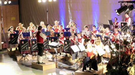 Ein stimmiges Programm präsentierte der Musikverein Langweid bei seinem Herbstkonzert.
