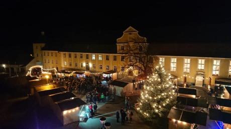 Lichterglanz schon vor dem ersten Advent: Im Kloster Maria Medingen findet dieses Jahr wieder der Adventsmarkt statt