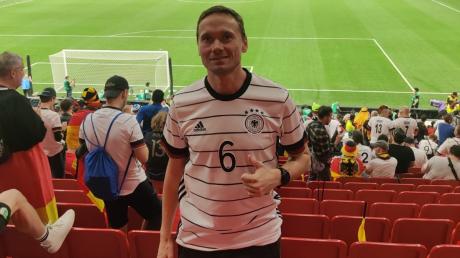Markus Brenner aus Günzburg ist für eine Woche nach Doha gereist, um mehrere WM-Spiele zu verfolgen. Hier war er beim Deutschland-Spiel gegen Spanien im Stadion.
