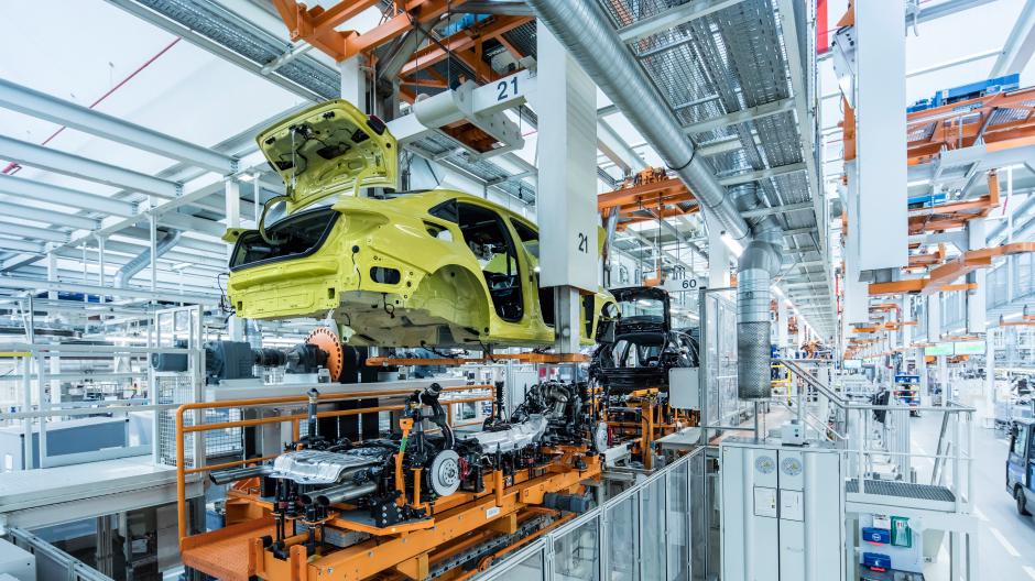 Im Audi-Stammwerk werden täglich zahlreiche Autos produziert – die letzten drei Jahre unter Achim Heinfling als Werkleiter.