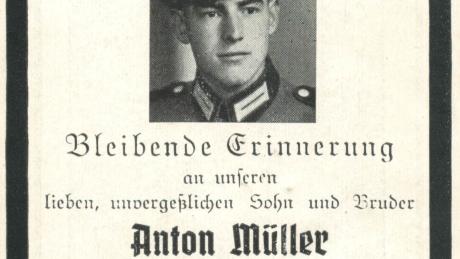 Das Sterbebild erinnert an Anton Müller: Er starb mit 21 Jahren in Russland.