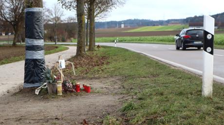 Zwischen Haunswies und Affing ereigneten sich 2021 und 2022 zwei Unfälle bei denen insgesamt drei Menschen starben. Der Landkreis plant, mittelfristig den gesamten Abschnitt der Kreisstraße AIC4 auszubauen.