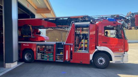 Die Feuerwehr Thannhausen hat im Juli 2022 ein neues Drehleiterfahrzeug bekommen für rund 720.000 Euro. Das erhöht auch die Kosten für die Einsätze.