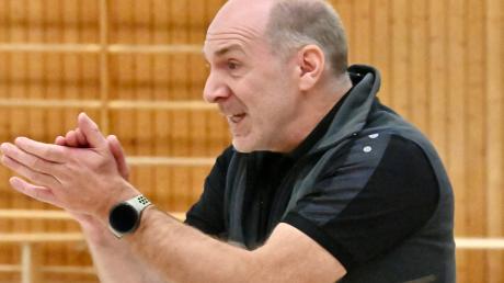 Peter Maiershofer legt mit den Kleinaitinger Volleyballerinnen eine starke Saison hin.