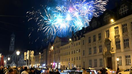 In der Maximilianstraße galt ein Feuerwerksverbot. Geböllert wurde dennoch.                                         