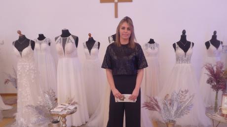 Wunderschöne Hochzeitskleider auf der Hochzeitsmesse Roggenburg dürften so manche künftige Braut ins Schwärmen gebracht haben. Präsentiert wurden sie von Julia Nissan vom Hochzeitshaus Ehingen.