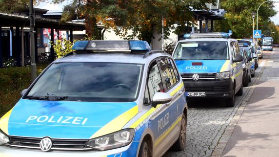 Landkreis Neu-Ulm: Neuer Polizei-Ausweis soll Betrügern das Leben