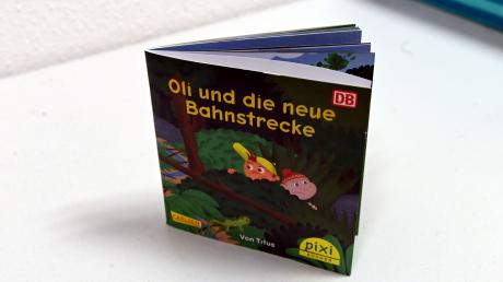 "Oli und die neue Bahnstrecke" heißt das Buch, in dem es um den Bahnausbau zwischen Ulm und Augsburg geht.