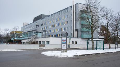 Ein anspruchsvoller Spagat: Im Klinikum Landsberg versucht man den Anforderungen an die Versorgung dementer Personen gerecht zu werden. 