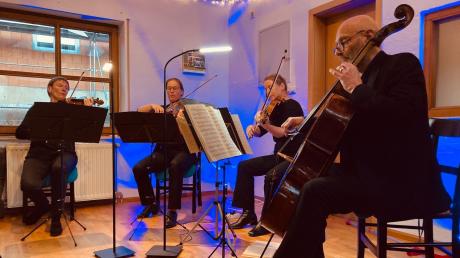 Das Ammersee-Quartett war beim ersten Praxiskonzert in der Dießener Mühlstraße zu Gast.