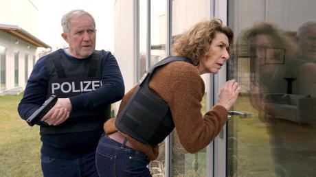 Moritz Eisner (Harald Krassnitzer) und Bibi Fellner (Adele Neuhauser): Szene aus dem Tatort gestern aus Wien ("Was ist das für eine Welt").
