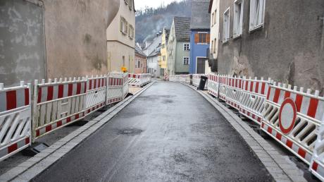 Die Bauarbeiten in der Donauwörther Straße in Harburg sollen in diesem Jahr weiter vorangehen und vollendet werden.